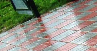 Профессиональная укладка цементной тротуарной плитки в Холмске в октябре