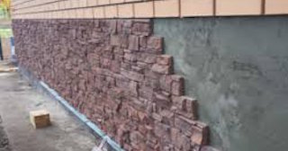 Профессиональная отделка фундамента панелями в Холмске в октябре