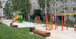 Благоустройство детской площадки во дворе от 1951 руб. в Холмске