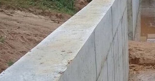 Строительство подпорной стенки из бетона в Холмске в октябре